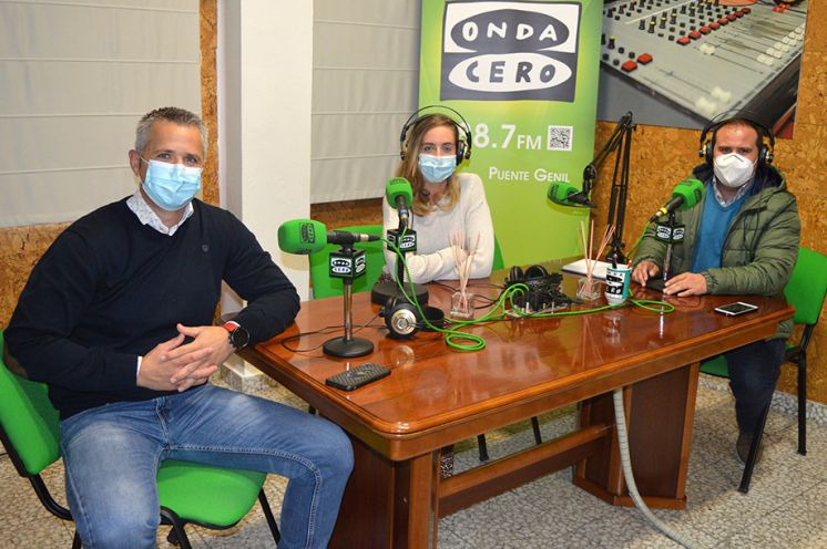 Alfonso Ariza, Ester Manjón y Manuel Martos.