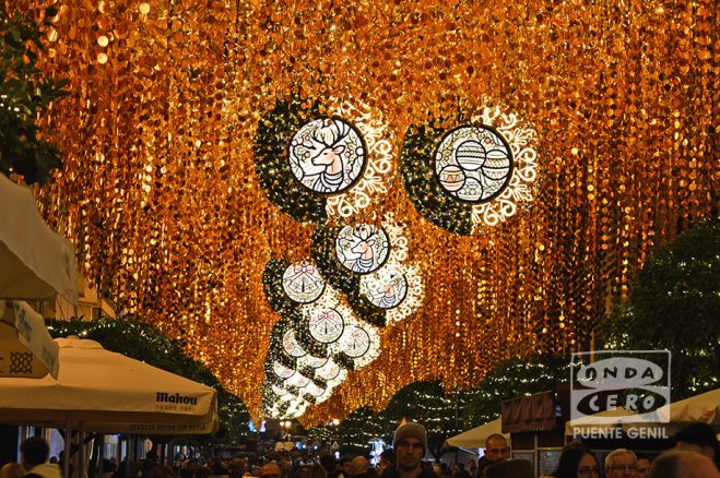 La Matallana bajo el alumbrado navideño.