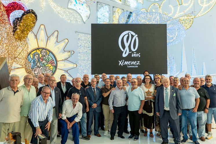 Foto de recuerdo del encuentro.