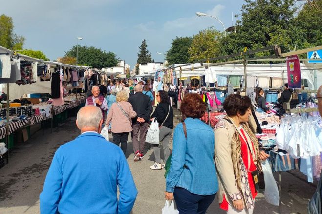 Mercadillo de "Los Retales"