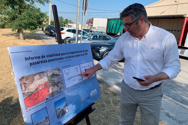 Sergio Velasco explica el proyecto.