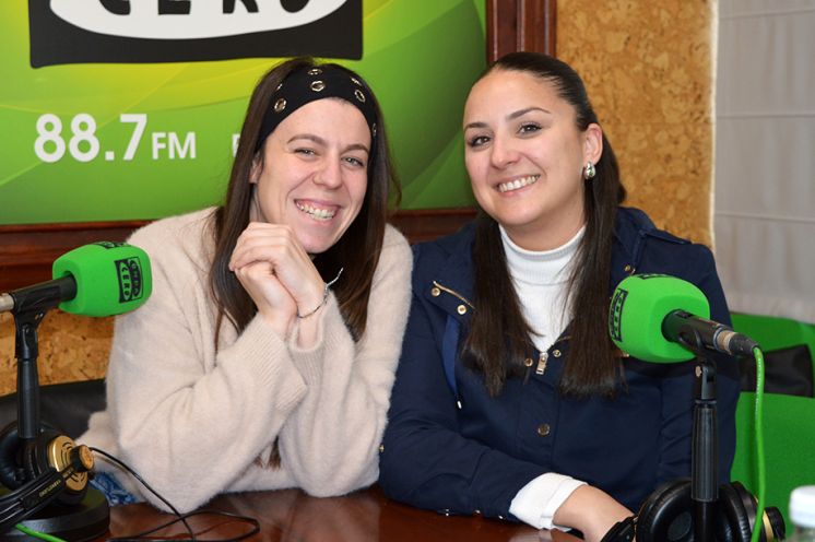 Araceli Gómez y Marina Candelario.