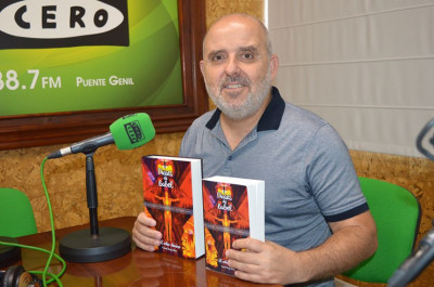 Rafael Ruiz presenta el primer libro de la trilogía "Dioses de Babel"